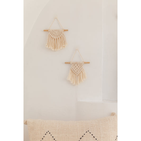 iris small macrame wall hanging